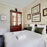 Historic Elegance In The Heart Of The Marais - 6p 2bdr Appartement
