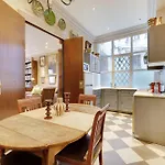 Historic Elegance In The Heart Of The Marais - 6p 2bdr Appartement Paris