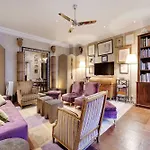 Historic Elegance In The Heart Of The Marais - 6p 2bdr * Paris