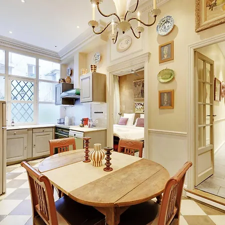 Lägenhet Historic Elegance In The Heart Of The Marais - 6p 2bdr