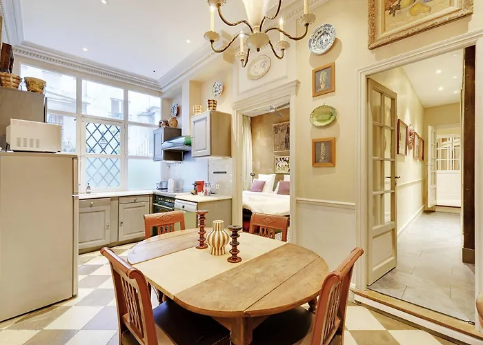 Lägenhet Historic Elegance In The Heart Of The Marais - 6p 2bdr