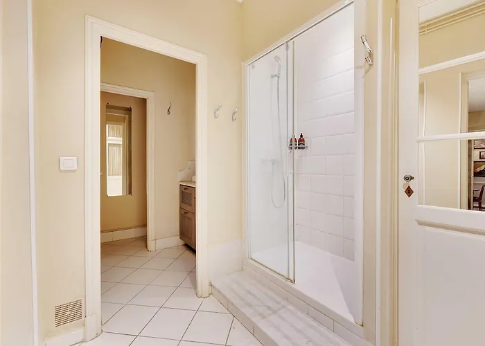 Historic Elegance In The Heart Of The Marais - 6p 2bdr Lägenhet *