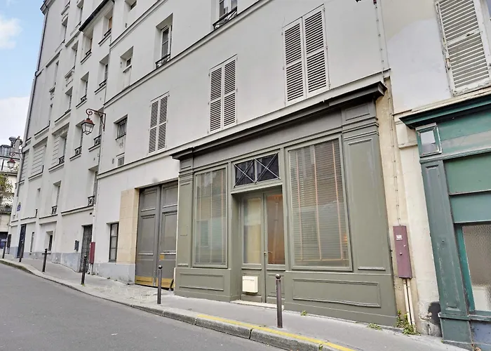 Historic Elegance In The Heart Of The Marais - 6p 2bdr Lägenhet *